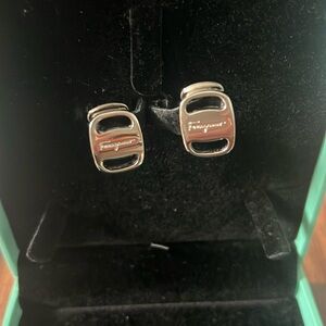 959Ferragamo clip earings